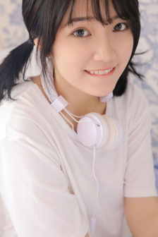 隔壁女邻居